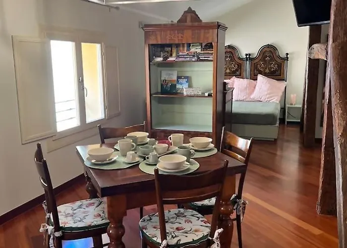 شقة Sm51 Strada Maggiore 51 *